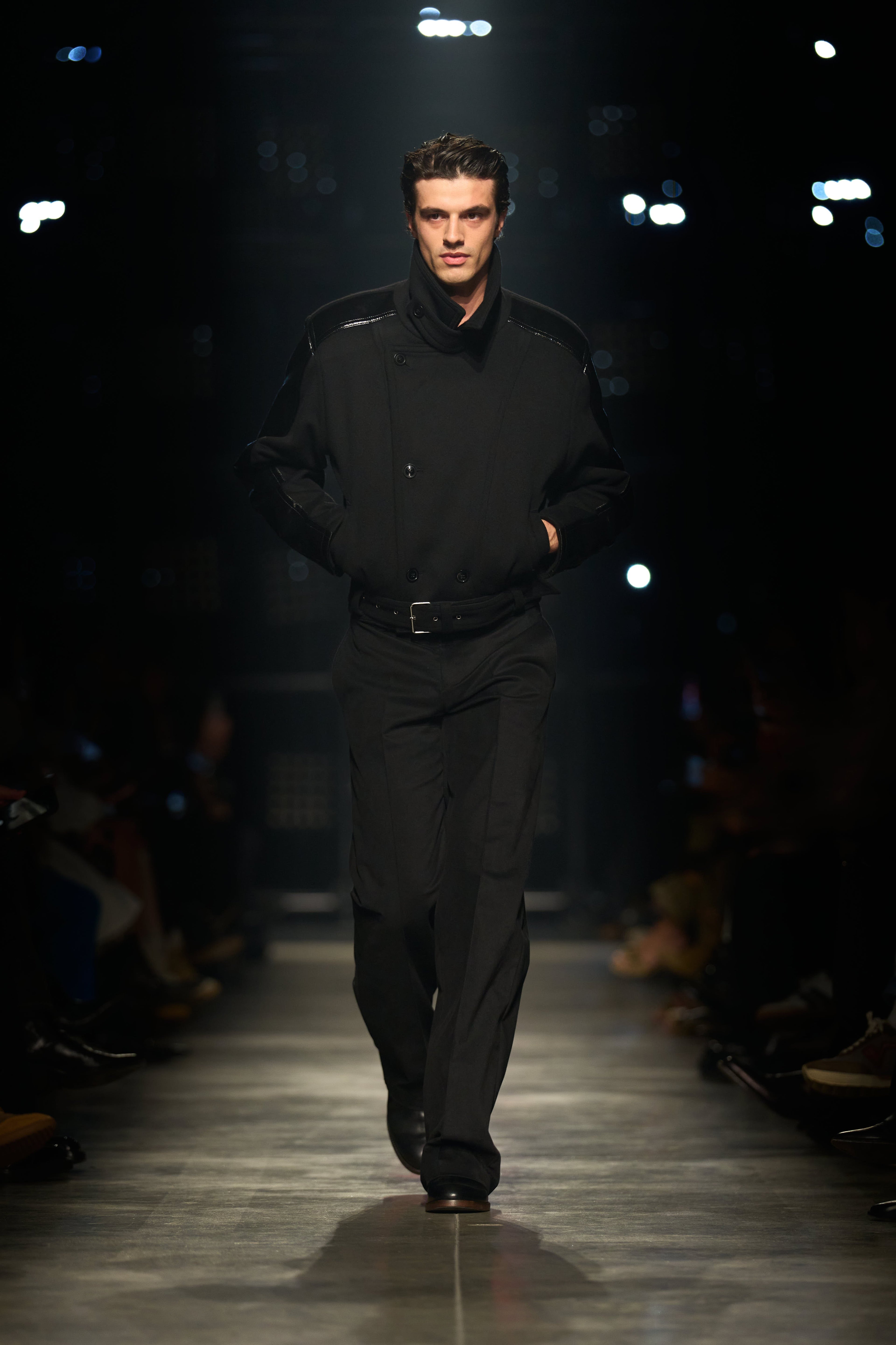 Look 16 [W26]