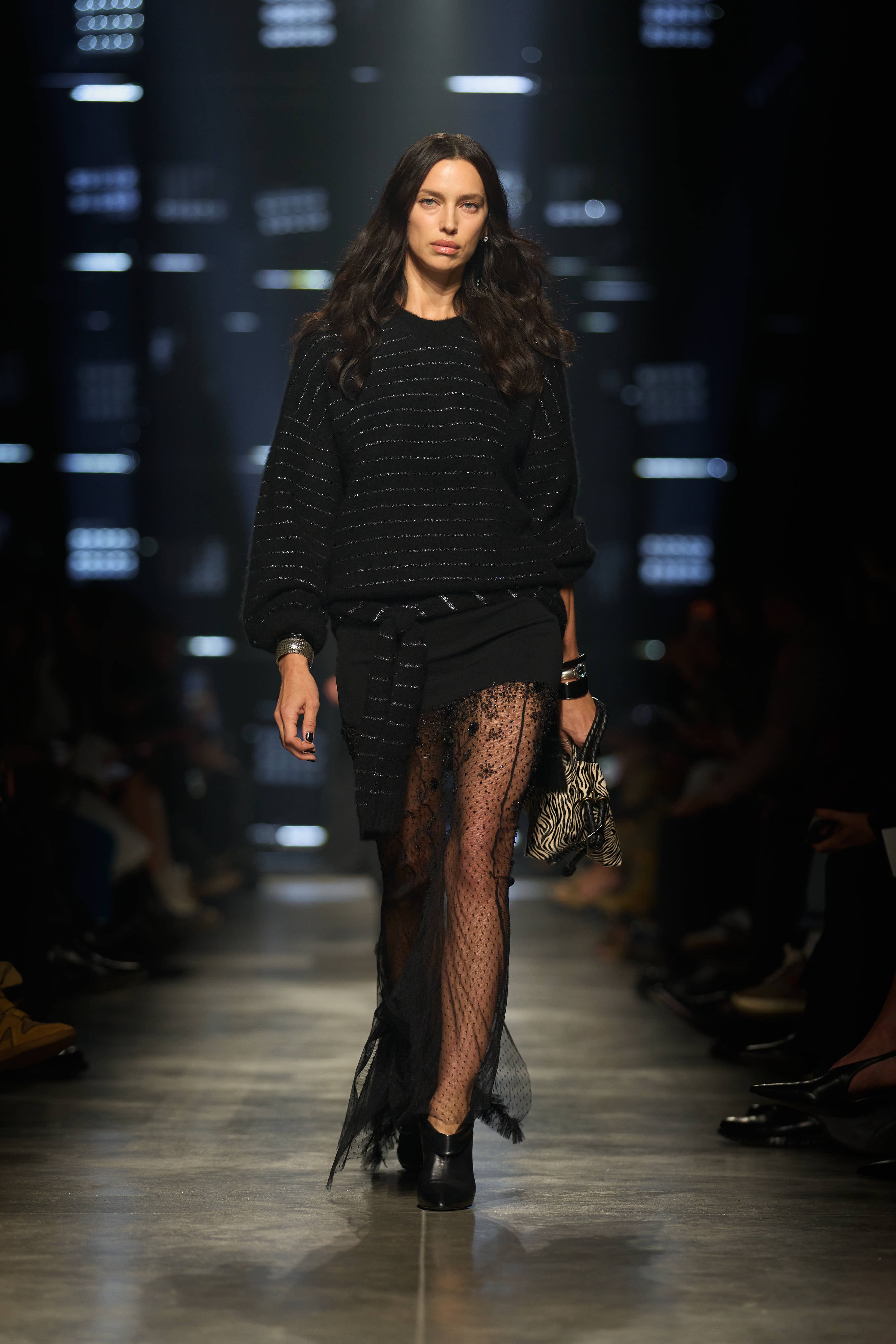 Look 34 [W26]
